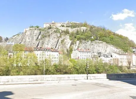 Lägenhet Suite Vinicole Hypercentre, Gare & Parking Gratuit Esplanade Grenoble Frankrike